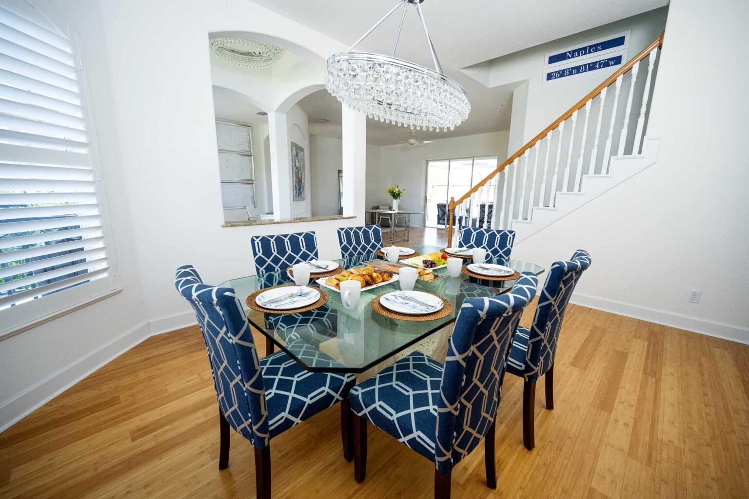 naples fl vacation home Formal dining room - Seats 6.