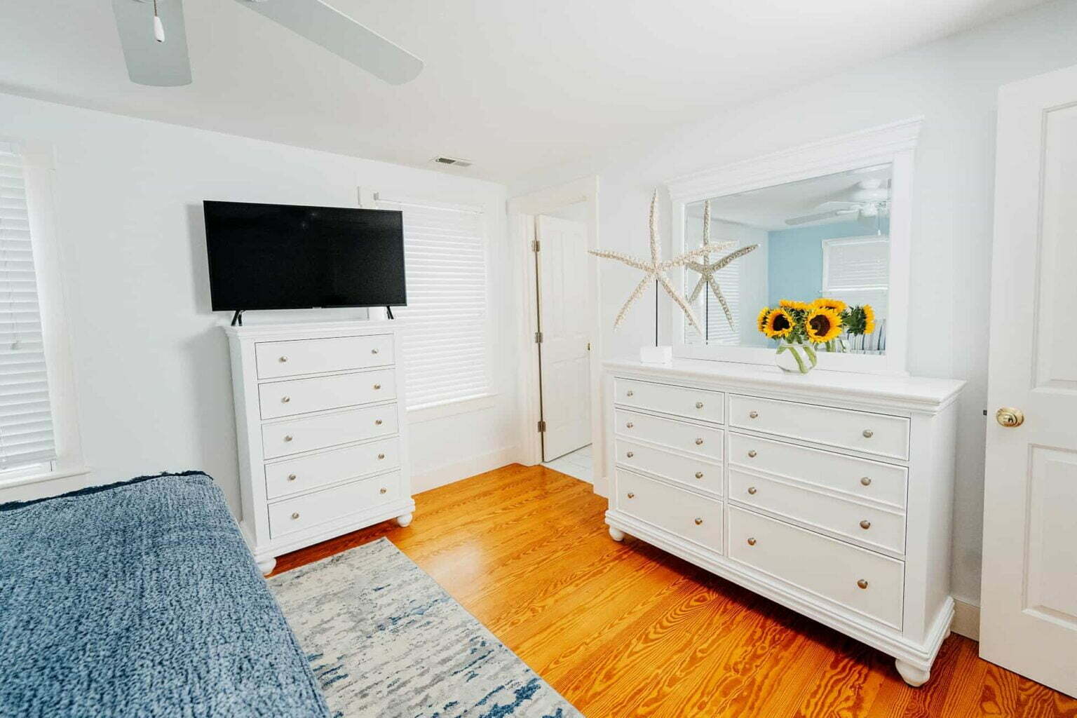 nantucket ma vacation home bedroom