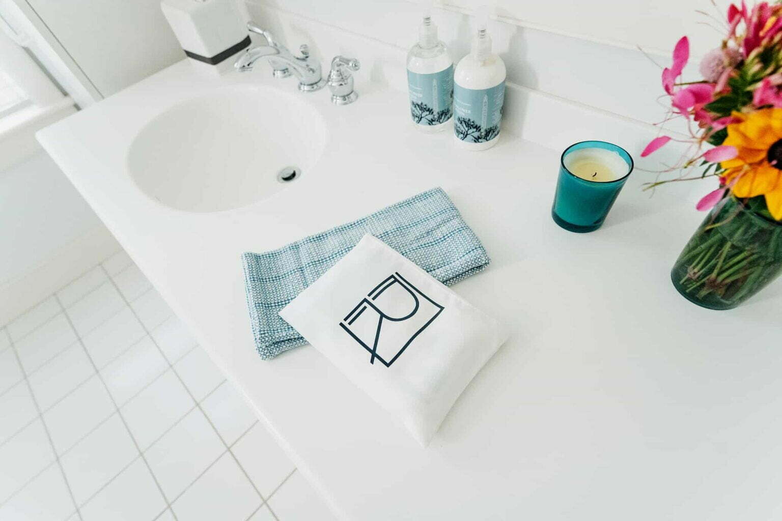 nantucket ma vacation home bathroom