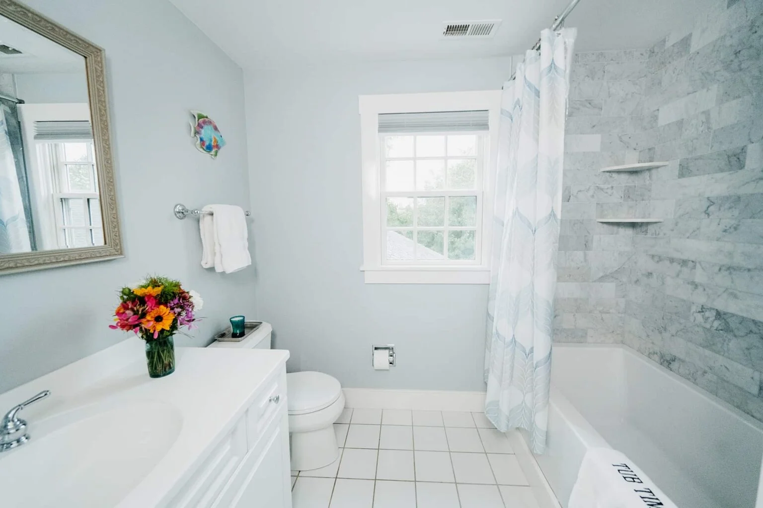 nantucket ma vacation home bathroom