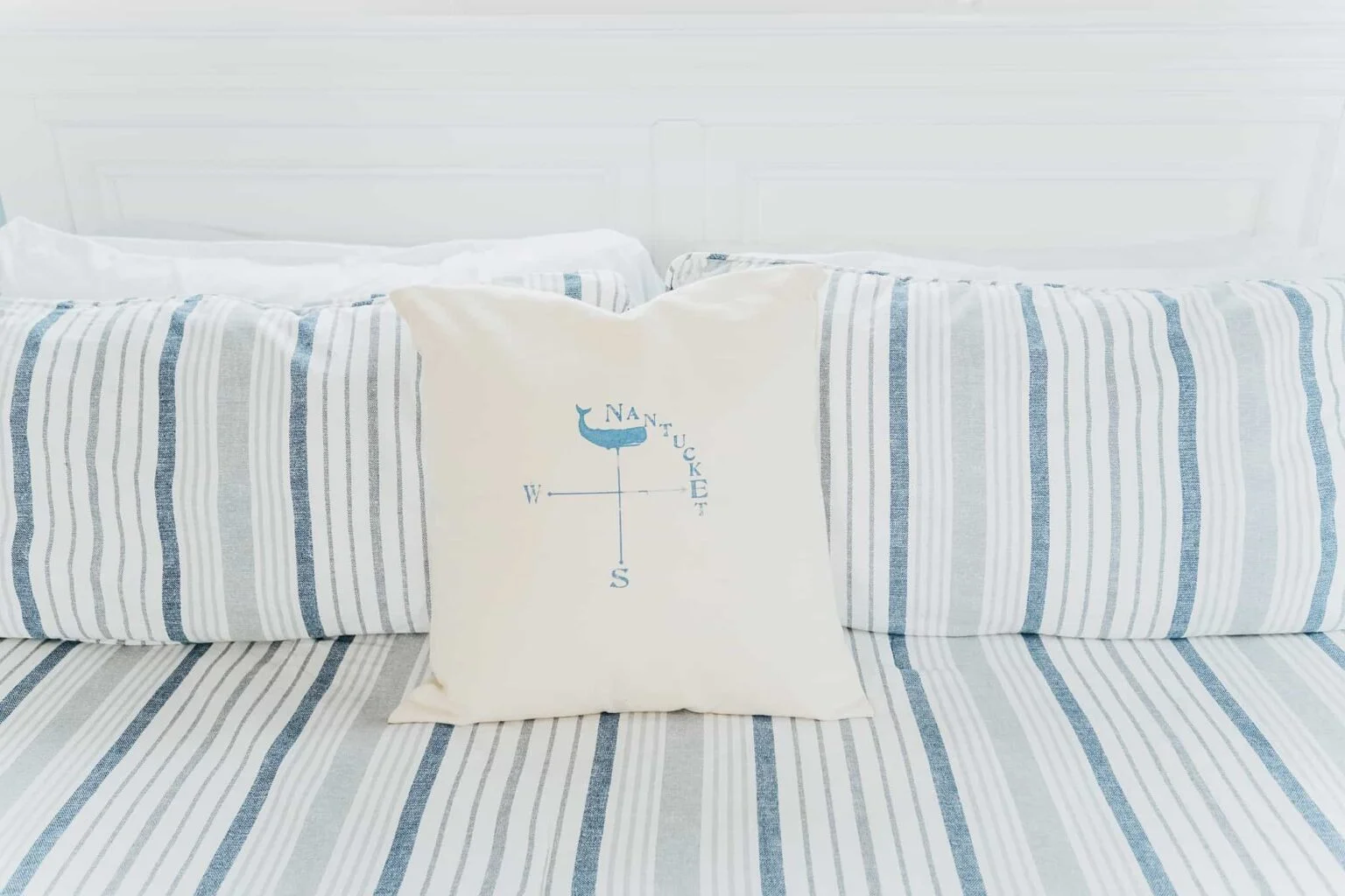 nantucket ma vacation home bedroom